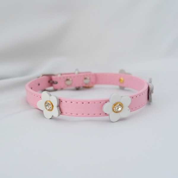 Pink Flower Dog Collar – Adjustable Faux Leather Collar for Small Dogs
