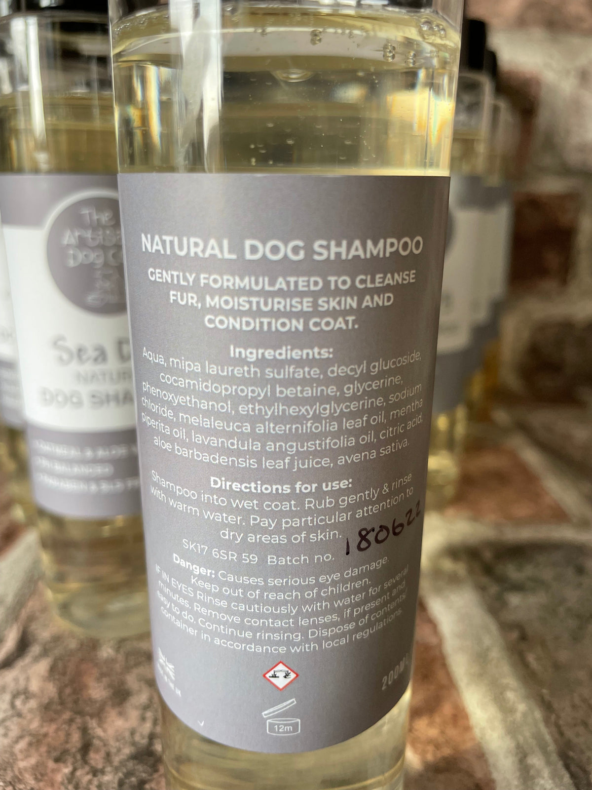 Gentle Oatmeal & Aloe Dog Shampoo – Handmade, pH-Balanced (200ml / 6.8 oz)