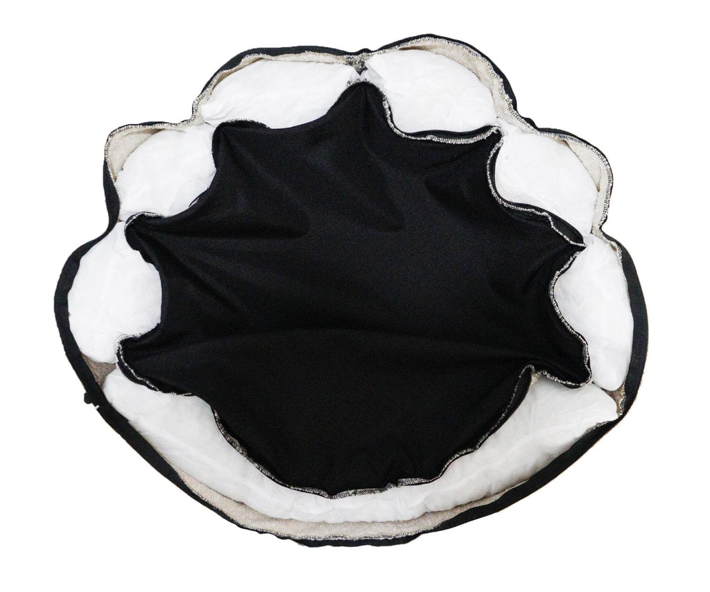 Inside view of the Cotswold bed showing the black inner base liner