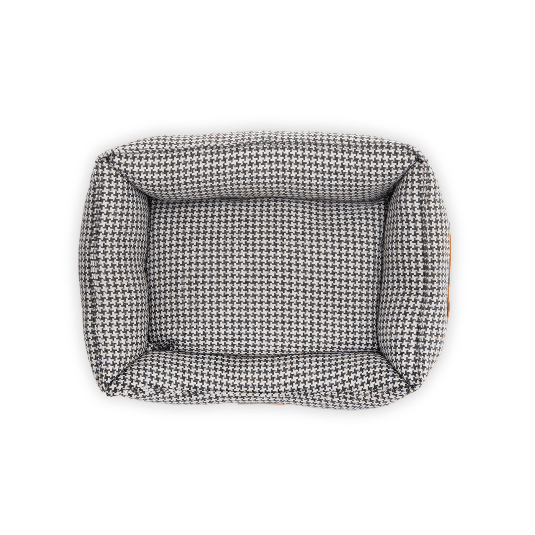 Kensington Houndstooth Bolster Dog Bed – Ralph & Co Luxury Nest Bed