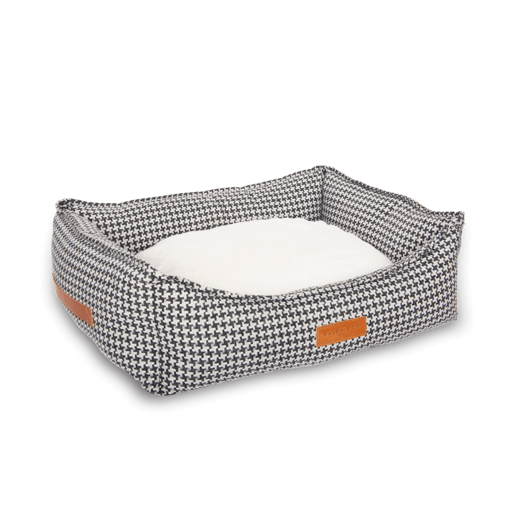 Kensington Houndstooth Bolster Dog Bed – Ralph & Co Luxury Nest Bed